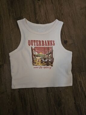 Outer Banks Graphic Crop Top - Never Stop Exploring